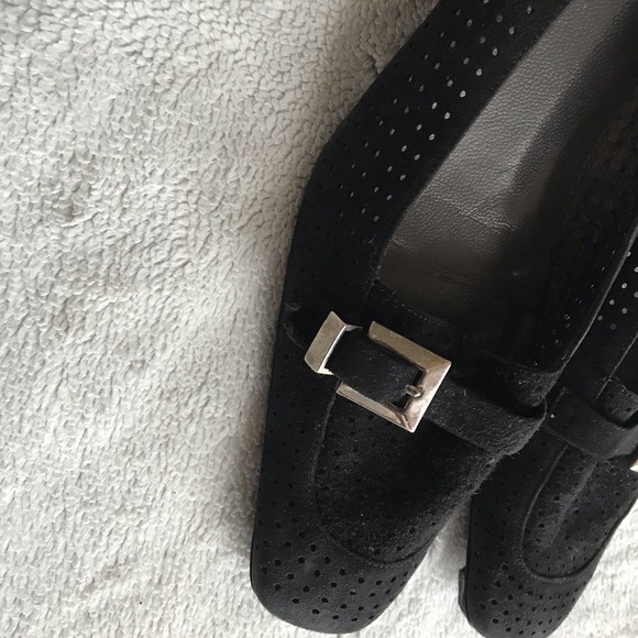 Stuart Weitzman Fairfield Perforated Suede Heels - Picture 6 of 11